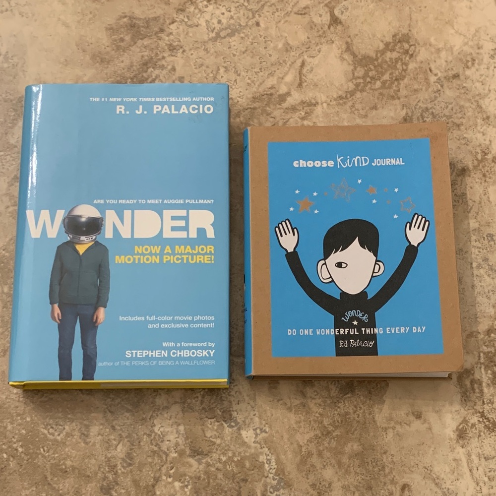 Wonder NEW hard cover Book and Choose Kind Journal Set R.J.Palacio